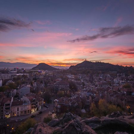 Serene Luxe Oasis Retreat On The Outskirts Plovdiv Bagian luar foto